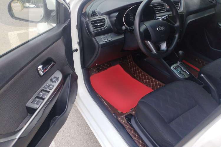 Used Kia K2 2012 Sedan 1.4L Automatic GLS Commemorative Edition
