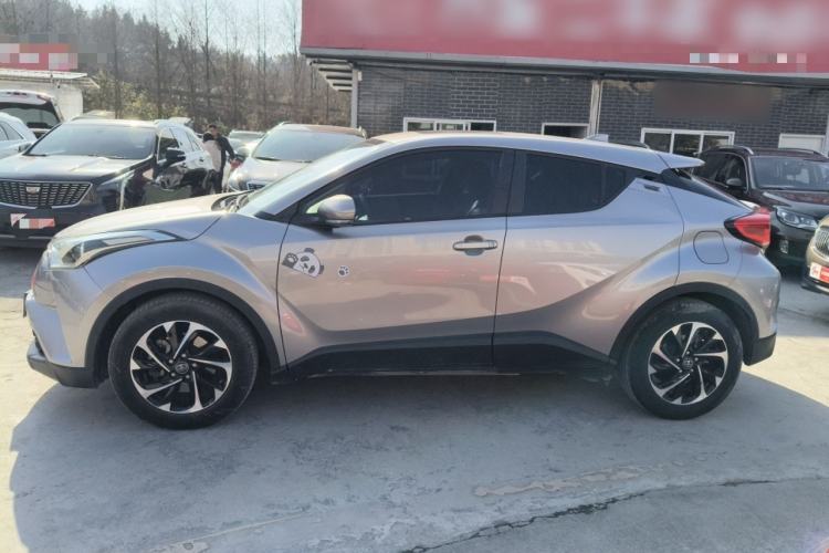 Used Toyota IZOA 2020 2.0L Enjoy Edition
