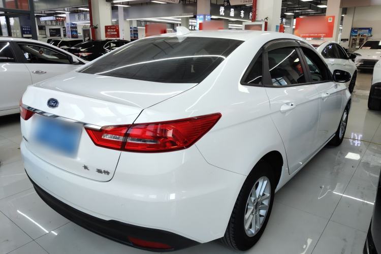 Used Ford Escort 2019 Revised 1.5L Automatic ZhiXiang Version (Tire Pressure Monitoring) China VI Standard
