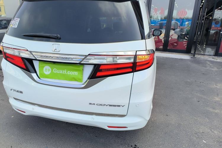 Used Honda Odyssey 2015 Updated Version 2.4L Smart Edition
