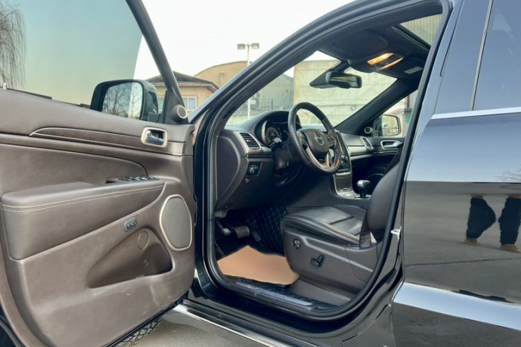 Used  Grand Cherokee 2014 3.0L Flagship Zunyue Edition