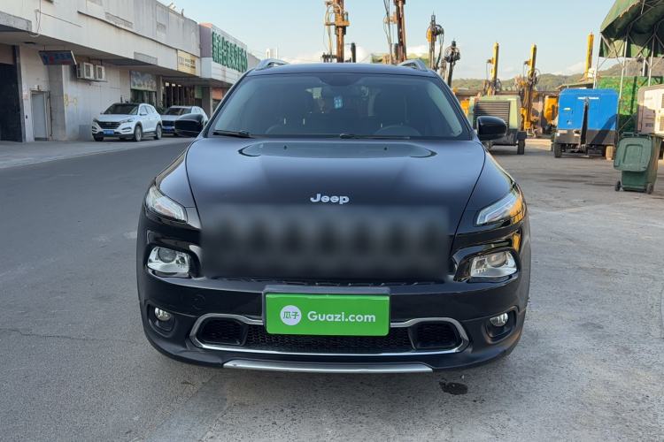 Used  Cherokee 2017 2.0L Superior Edition
