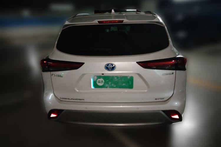 Used Toyota Highlander 2022 Dual-Engine 2.5L Four-Wheel Drive Prestige Version 7 Seats
