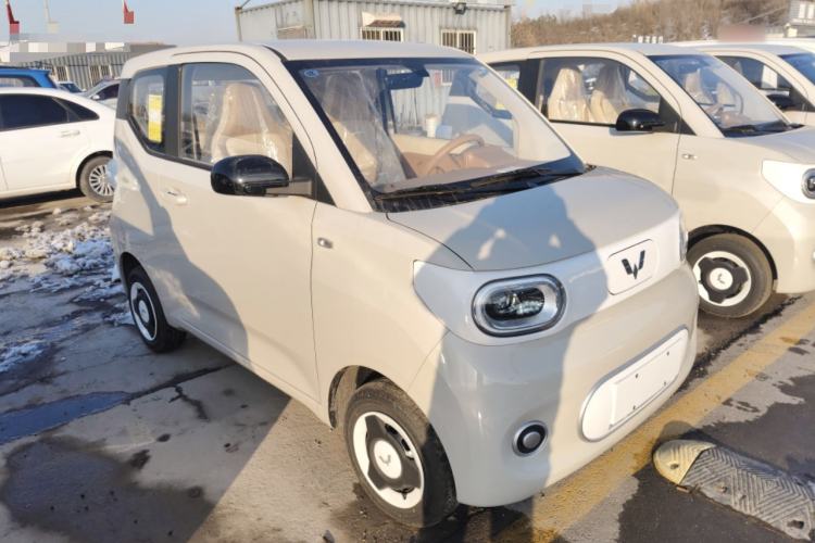 Used Wuling Hongguang MINIEV 2024 3rd Generation 215km Youth Edition
