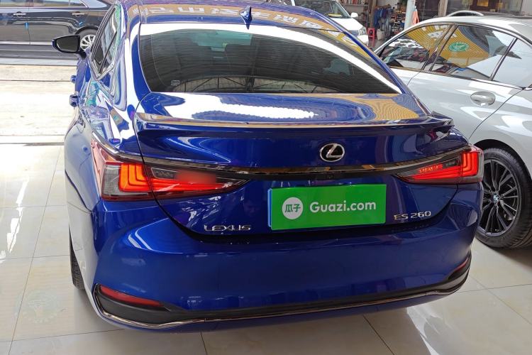 Used Lexus ES 2020 260 F SPORT
