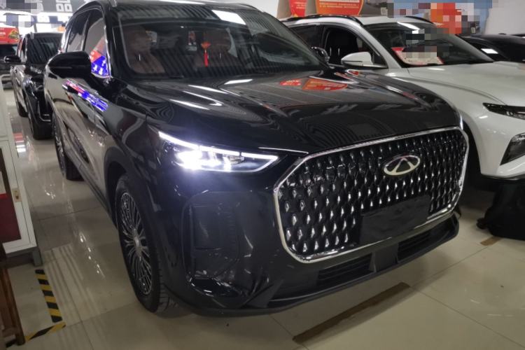 Used Chery Tiggo 8 L 2024 2.0T Two-Wheel-Drive Luxury Version 7 Seats