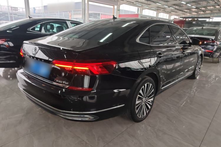 Used Volkswagen Passat 2019 330TSI Luxury Edition China VI Standard

