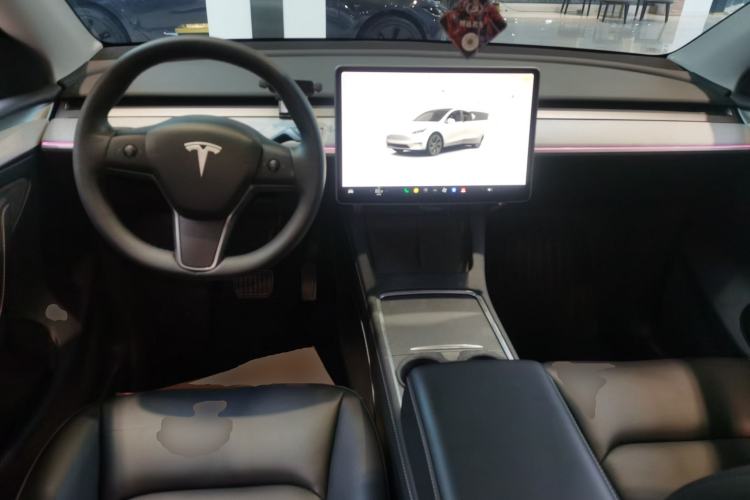 Used Tesla Model Y 2024 Rear-Wheel-Drive Version
