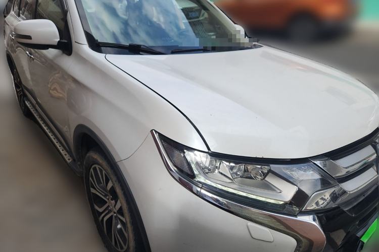 Used Mitsubishi Outlander 2016 2.4L 4x4 Elite Edition 5 Seats
