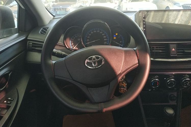 Used Toyota YARiS L 2016 Revised 1.5E CVT Charming Edition