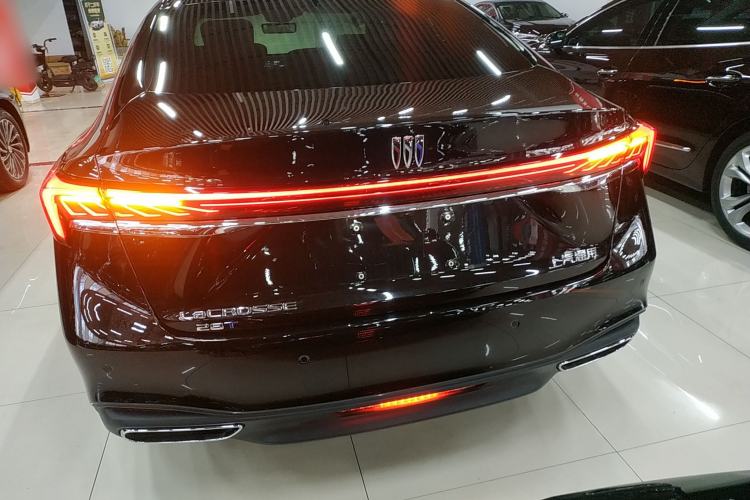 Used Buick LaCrosse 2023 28T Prestige Edition
