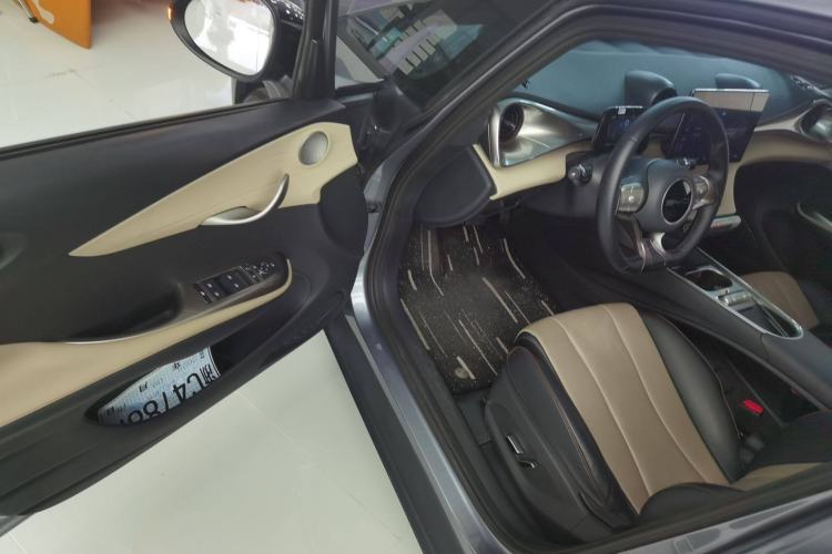 Used BYD Dolphin 2023 420 km Fashion Edition
