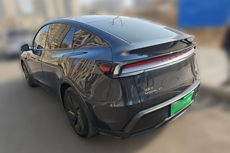 Used Tesla Model Y 2025 Long-Range All-Wheel Drive First Edition