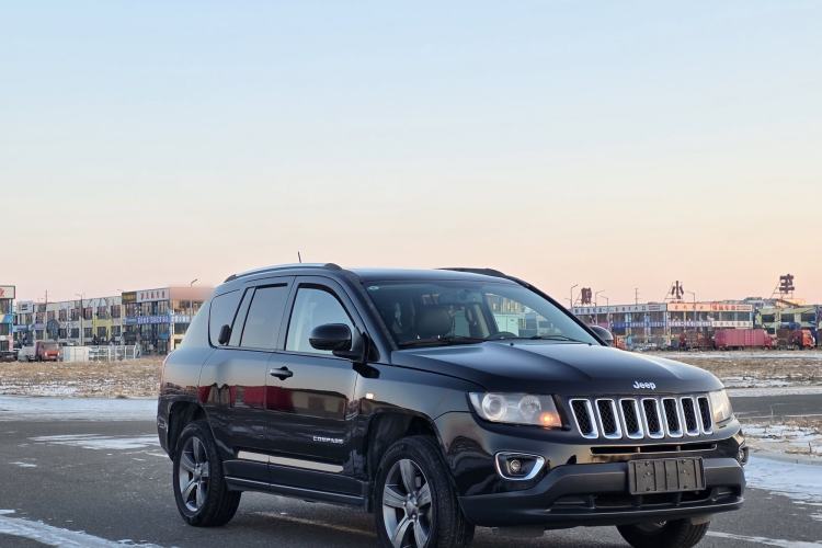 Used  Compass (Import) 2014 Revised Version 2.4L Four-Wheel Drive Comfort Edition
