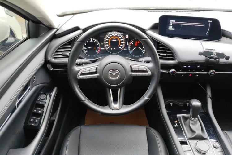 Used Mazda Mazda 3 Axela 2022 2.0L Automatic ZhiXuan Edition
