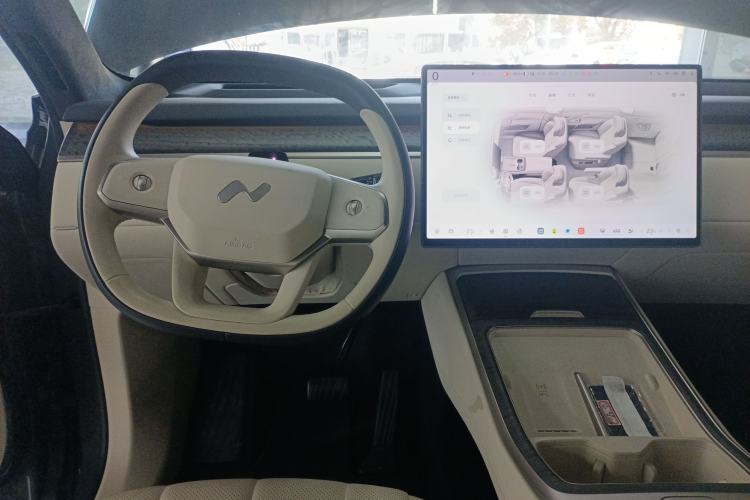 Used ONVO Luxeed L90 
