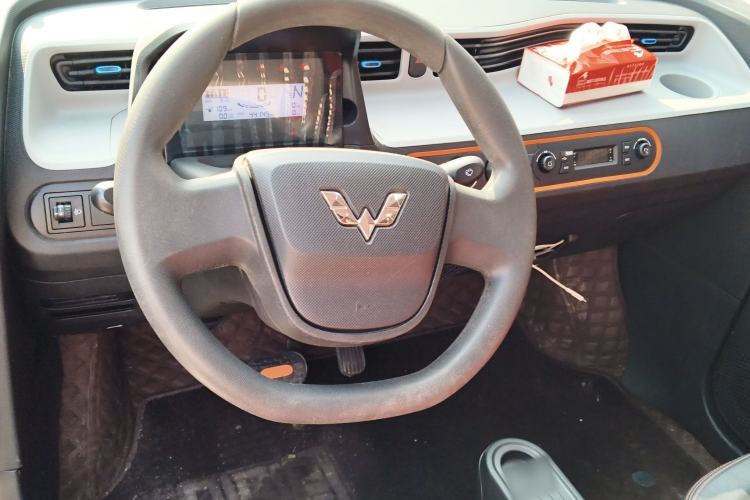 Used Wuling Hongguang MINIEV 2022 Easy Version Lithium Iron Phosphate
