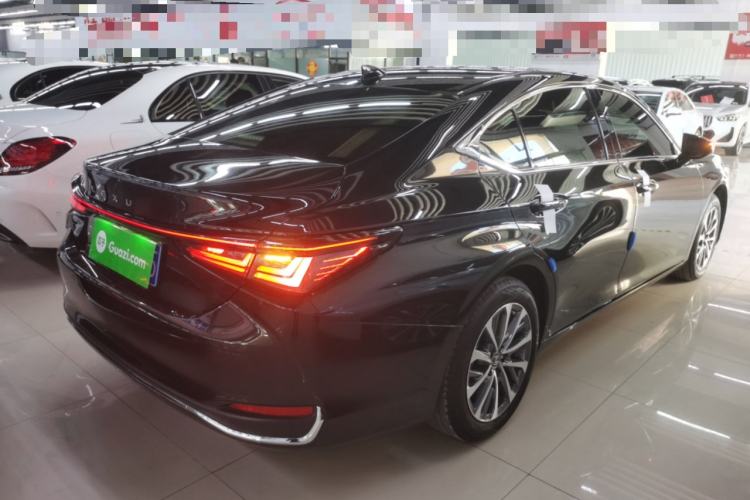 Used Lexus ES 2025 200 Premium Edition
