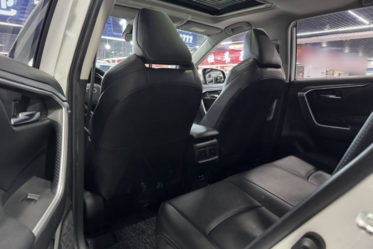 Used Toyota Wildlander 2020 2.0L CVT Two-Wheel Drive Luxury Edition
