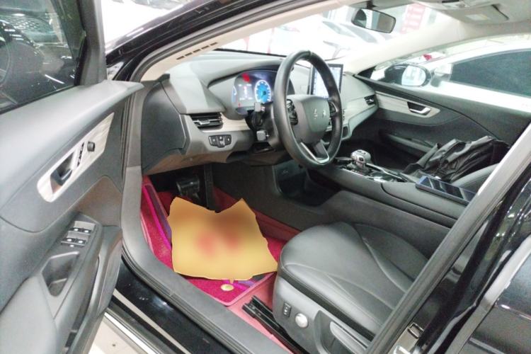 Used Hongqi E-QM5 2023 620km PLUS
