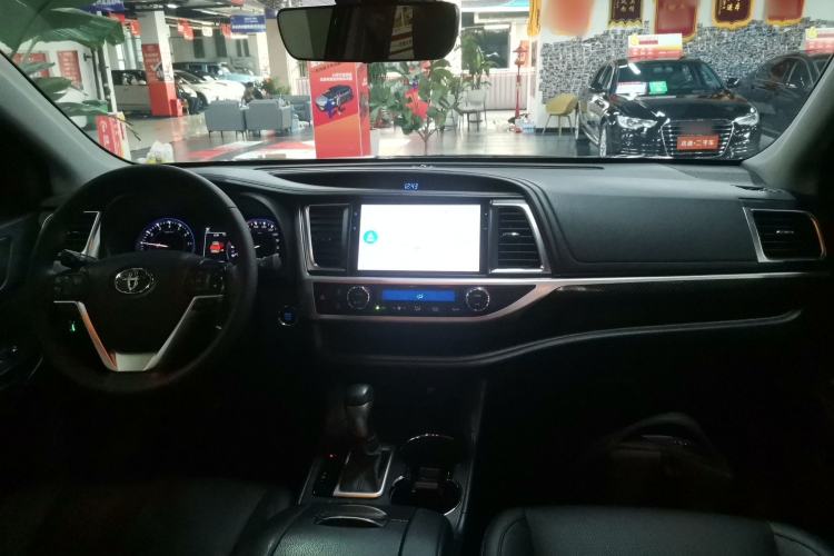 Used Toyota Highlander 2021 2.0T Four-Wheel Drive Luxury Edition 7 Seats
