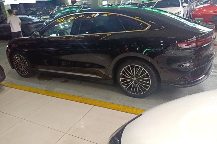 Used BYD Han 2025 EV Intelligent Driving Edition 701KM LiDAR Flagship Model
