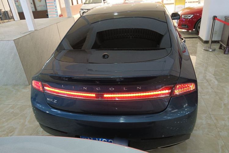 Used Lincoln MKZ 2018 2.0T Premium Edition
