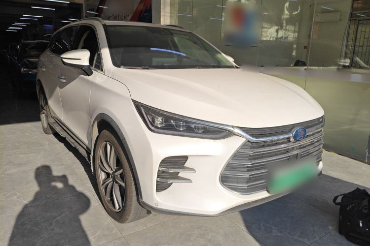 Used BYD Tang New Energy 2018 DM 2.0T All-Wheel Drive Smart Connectivity Luxury Model 7 Seats China V Emission Standard