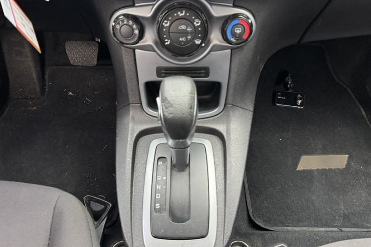 Used Ford Fiesta 2013 Hatchback 1.5L Automatic Fashion Edition
