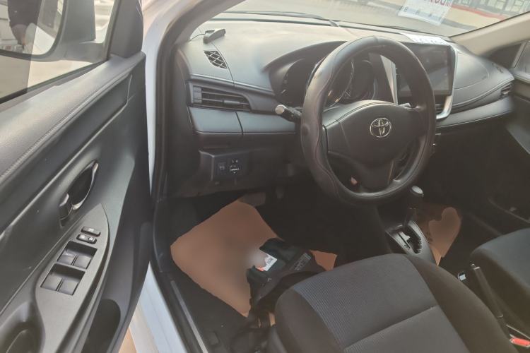 Used Toyota YARiS L 2019 1.5E CVT Dynamic Edition China VI compliant

