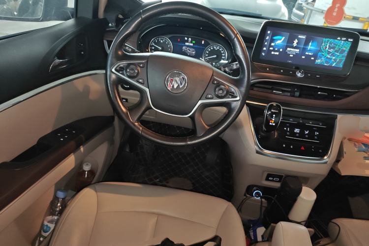 Used Buick GL8 2021 Land Cruiser Executive 652T Premium Model
