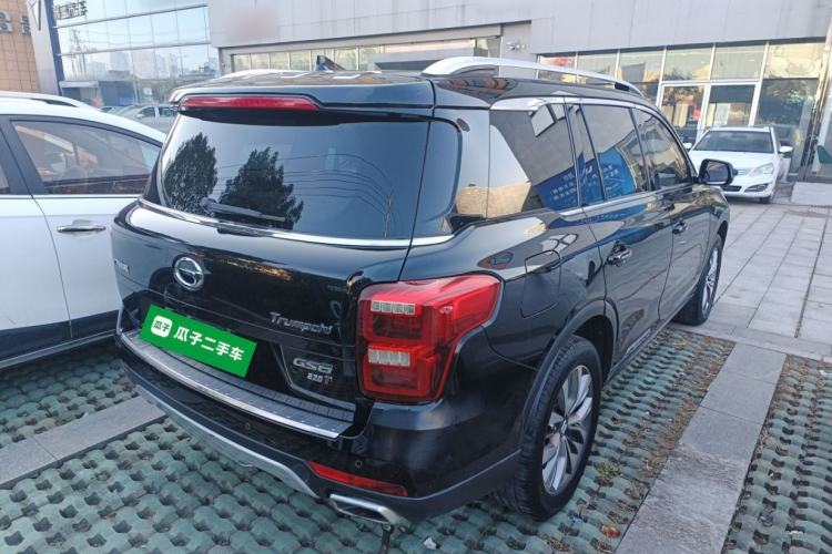Used GAC Trumpchi GS8 2017 320T Two-Wheel Drive Luxury Smart Connectivity Version (7 Seats)