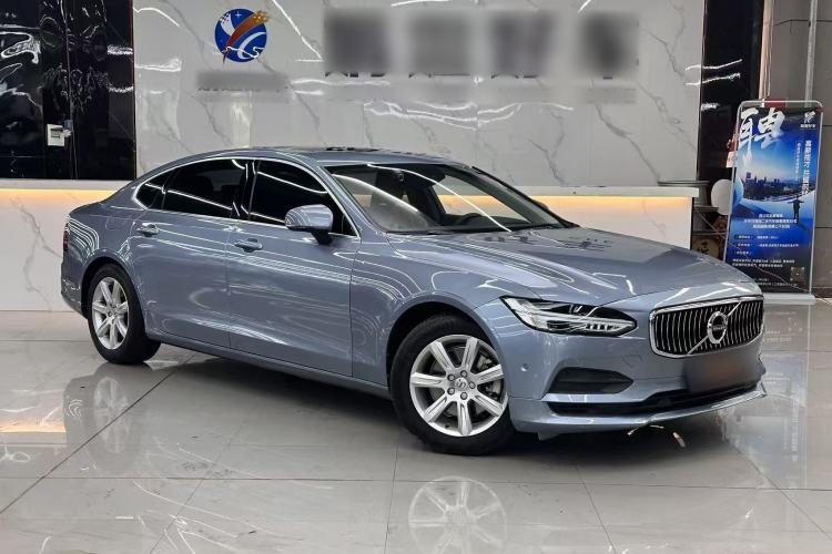 Used Volvo S90 2018 T4 Zhiyi Edition
