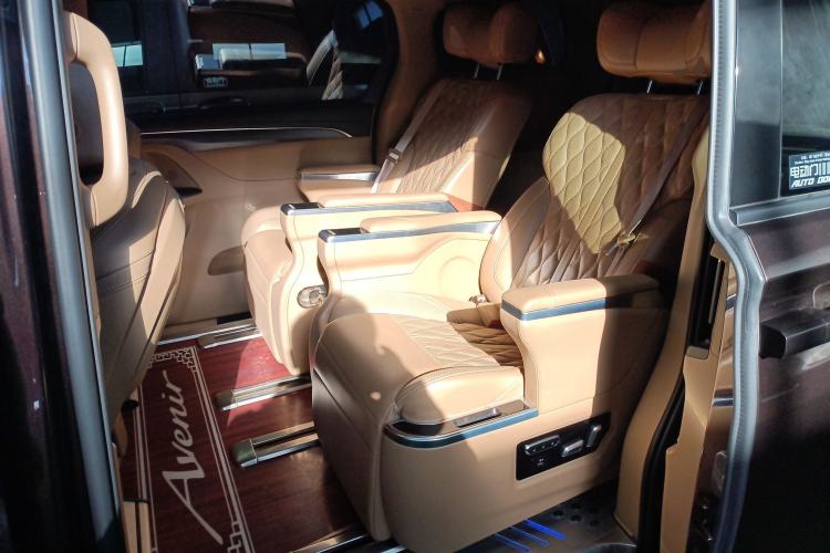 Used Buick GL8 2021 ES Land Cruiser 653T Luxury Edition
