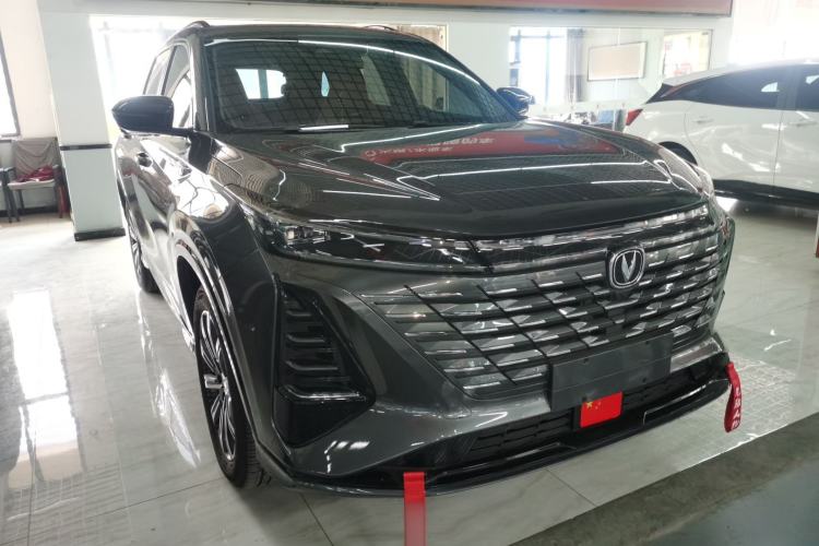 Used Changan CS75 PLUS 2024 3rd Generation Champion Edition 1.5T Intelligent Drive Dynamic Model
