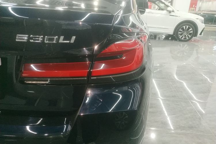 Used BMW 5 Series 2022 Restyled 525Li M Sport Package
