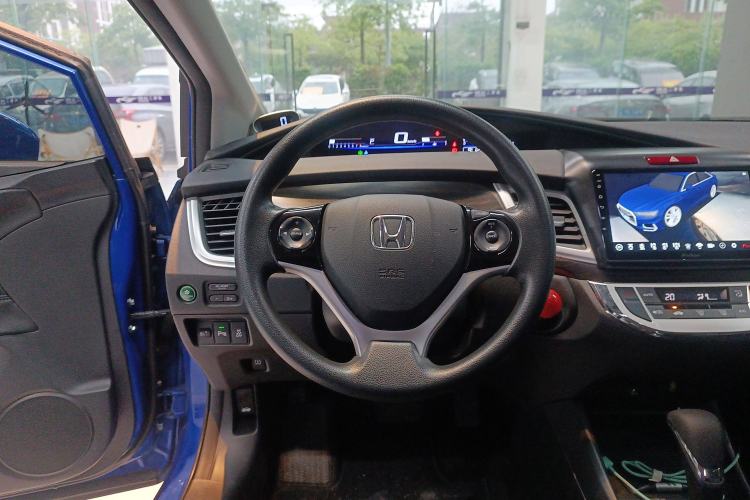 Used Honda Jade 2017 1.8L automatic Comfort version 5 seats
