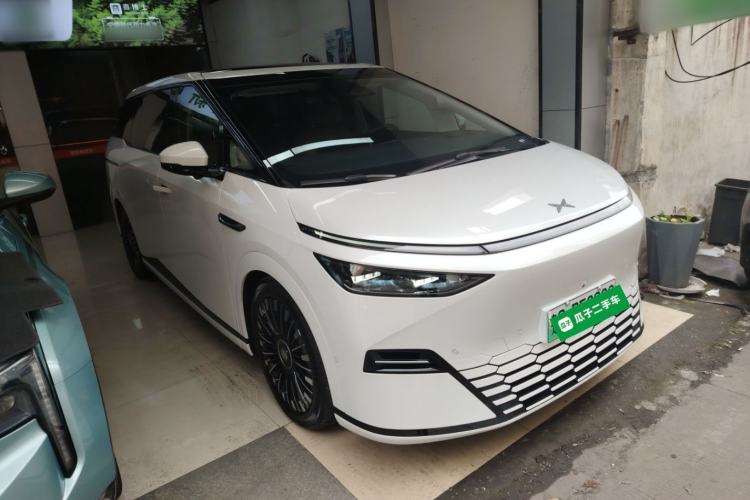 Used XPeng X9 2025 740 Ultra-Long Range Max