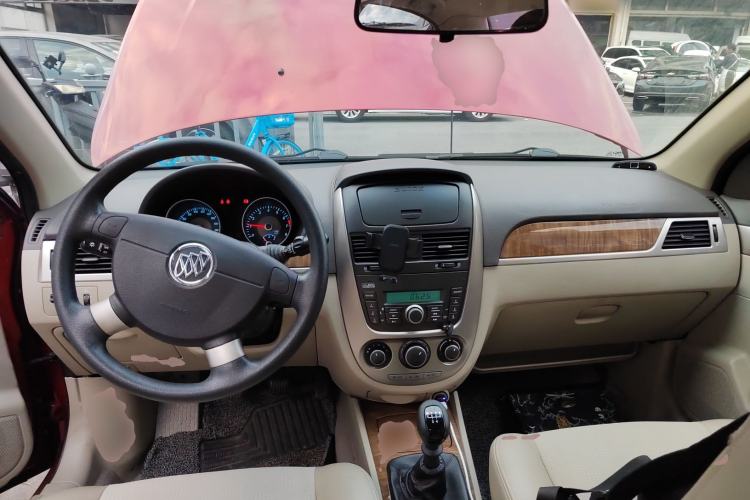 Used Buick Excelle 2015 1.5L Manual Classic Trim
