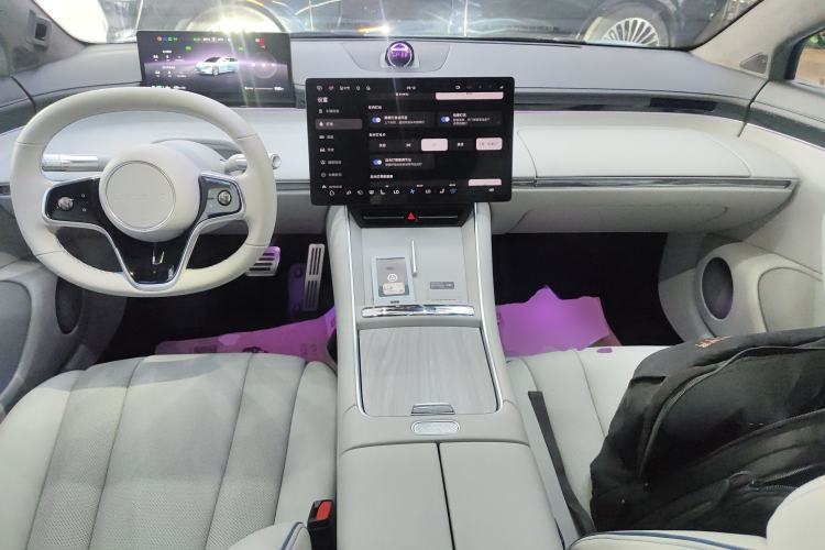 Used Hima Luxeed S7 2025 785 km Ultra
