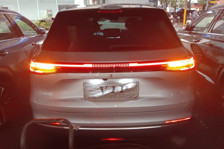 Used  Galaxy Xingjian 7 EM-i 2025 120km Flagship Edition
