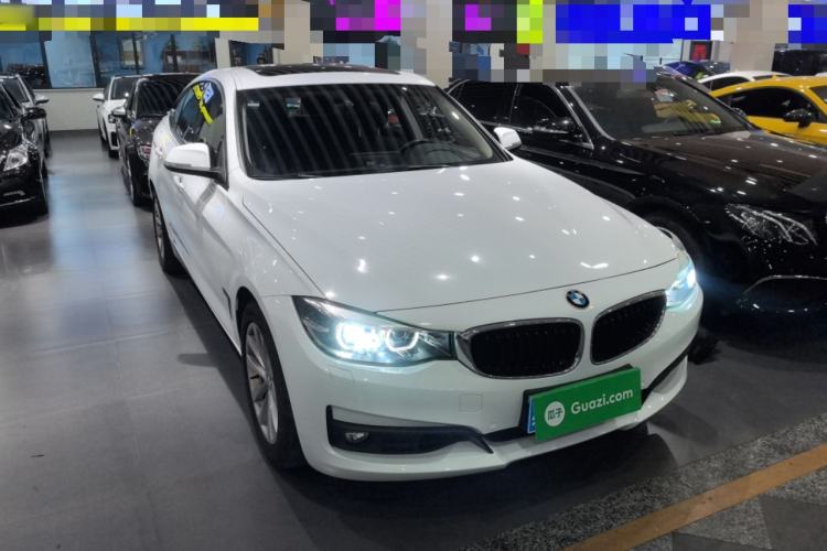 Used BMW 3 Series GT 2017 320i Sport Edition
