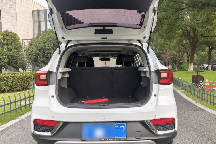 Used MG ZS 2020 Global Bestseller with 1.5L Engine Manual Transmission and a Massive 65-Inch Panoramic Sunroof Version
