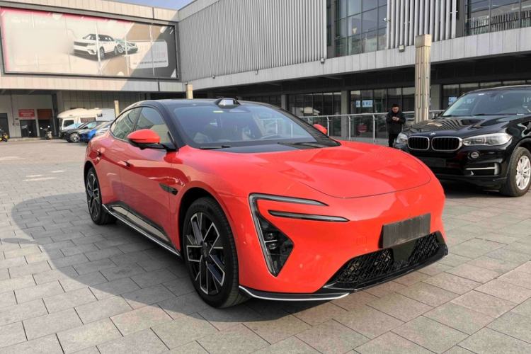 Used  06 2025 Max Extended-Range Edition