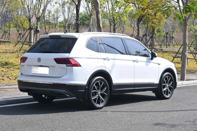 Used Volkswagen Tiguan L 2017 380TSI Automatic All-Wheel-Drive Flagship Edition