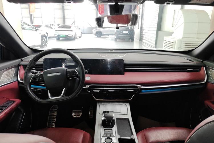 Used JETOUR X70 PLUS 2023 1.5T DCT Brave PLUS 5-Seater
