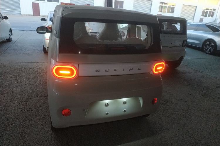 Used Wuling Hongguang MINIEV 2024 3rd Generation 215km Youth Edition