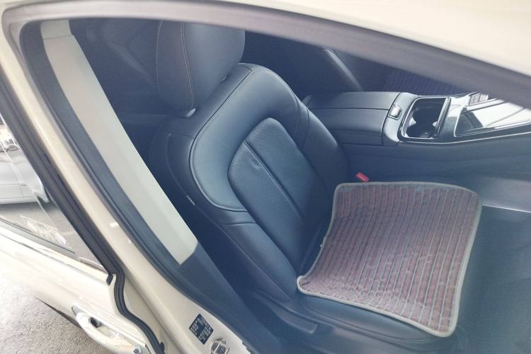 Used GAC Trumpchi M8 2021 Lingxiu Series 390T Deluxe Edition
