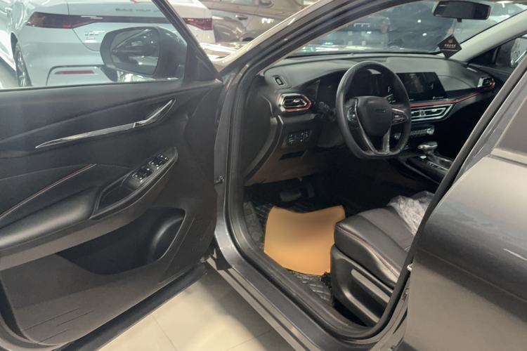 Used Oshan X5 2021 1.6L CVT Luxury Model
