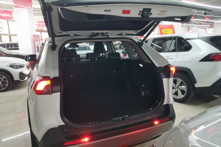 Used Toyota RAV4 2023 Dual-Engine 2.5L E-CVT Four-Wheel Drive Elite Plus Edition